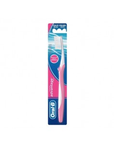 Oral B periuta advantage
